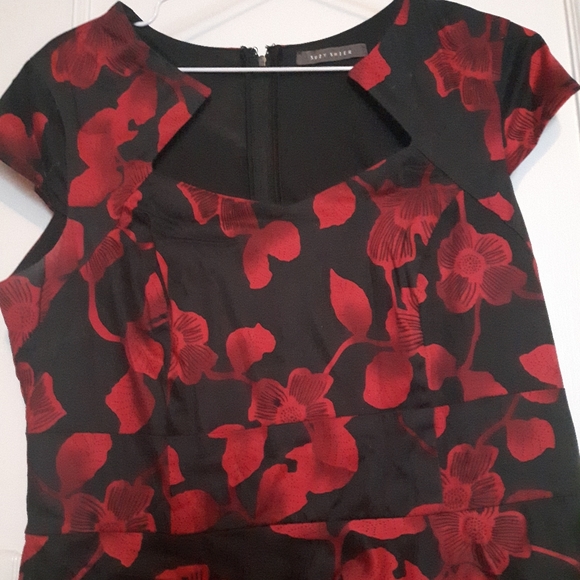 Black and Red Floral Dress - Picture 5 of 8